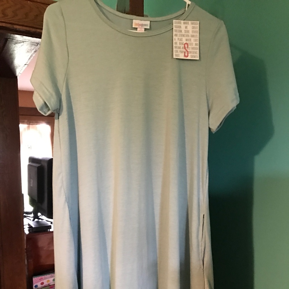 Lularoe light mint small Jessie